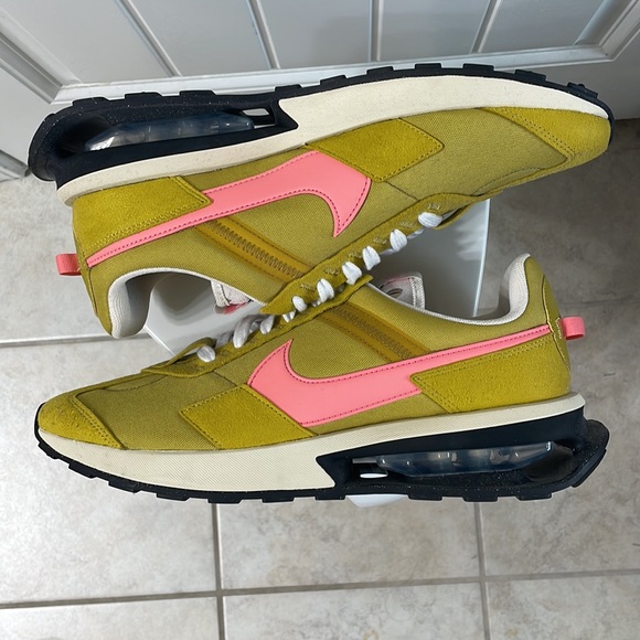 (WMNS) Nike Air Max Pre-Day LX 'Dark Citron Pink Gaze' size 12 mens 10.5 - Picture 7 of 9
